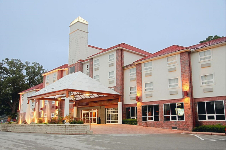 Exterior & Views 2, Best Western Plus Sandusky Hotel & Suites, Erie