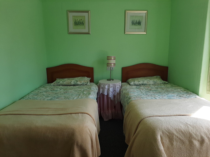Bedroom 3, The Beaches Family B&B, North Somerset
