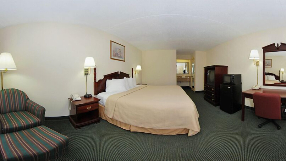 Bedroom 3, Quality Inn Lebanon, Wilson