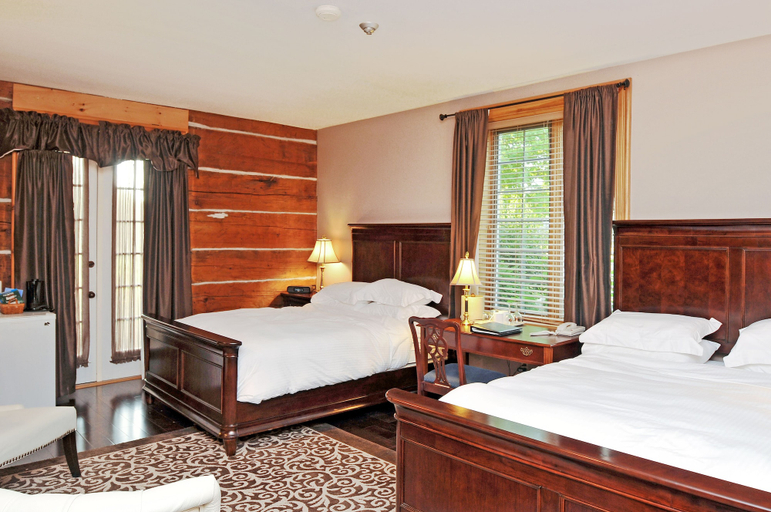 Bedroom 4, Eganridge Resort, Golf Club & Spa, Kawartha Lakes