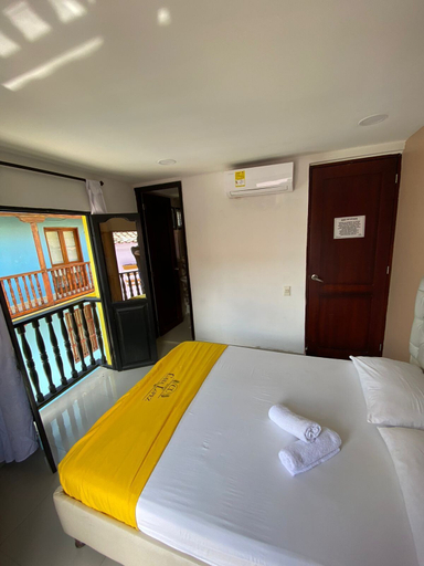 Bedroom 3, CL-8 Habitación con balcón en Getsemaní, Cartagena de Indias
