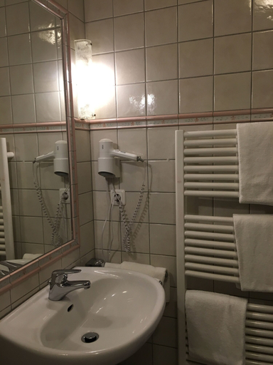 Bathroom 5, Landhaus Pension Göke, Paderborn