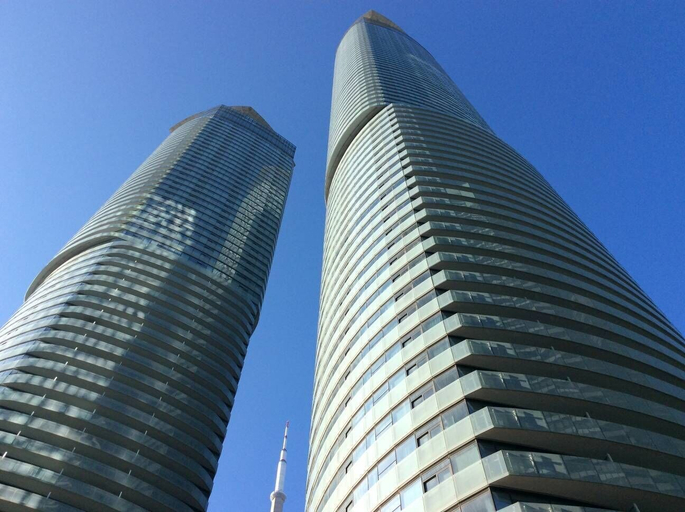 Exterior & Views, CN Tower Facing, Parking, King Bed, Toronto