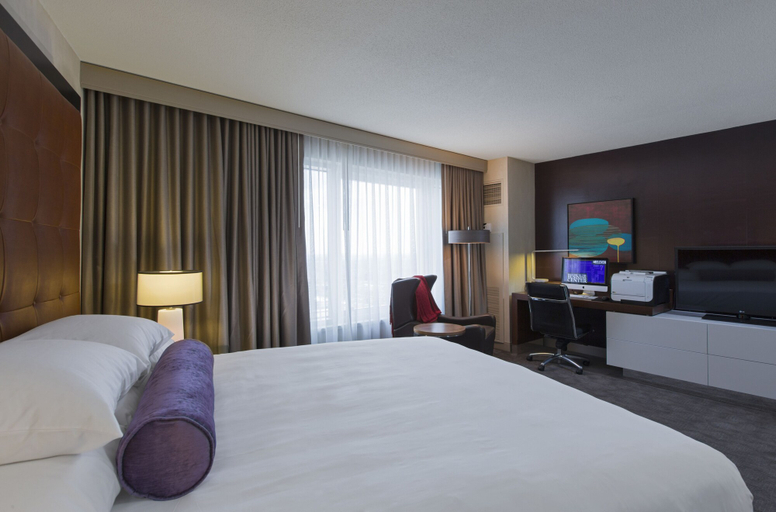 Bedroom 4, Hyatt Regency McCormick Place Chicago, Cook