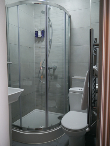Bathroom 3, Llandudno Bay Hotel, Conwy