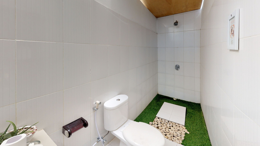 Bathroom 5, Casa Blanca Gili Air, Lombok