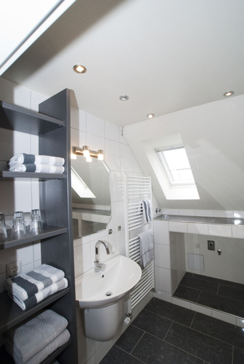 Bathroom 5, Hotel Gasthof Zur Post, Warendorf