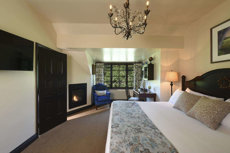 Bedroom 3, Benbow Historic Inn, Humboldt