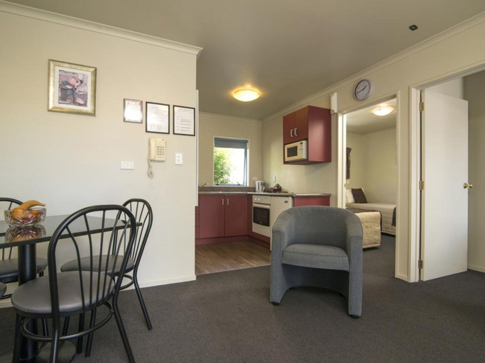 Others 4, Aldan Lodge Motel, Marlborough