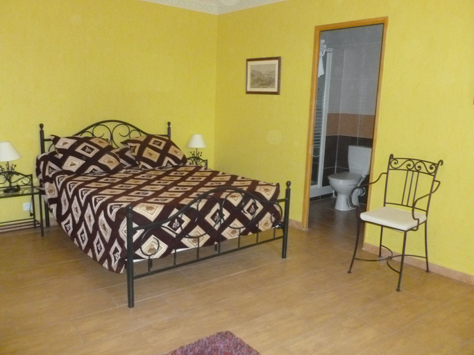 Bedroom 5, Le Saint Victor, Drôme