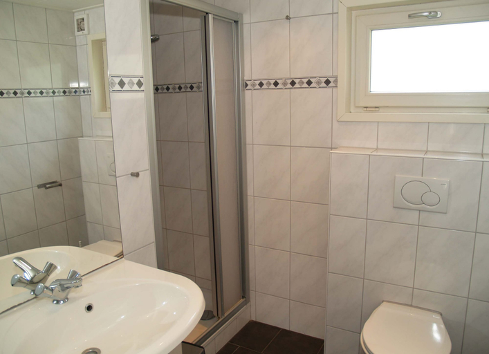 Bathroom 4, EuroParcs Reestervallei, Staphorst
