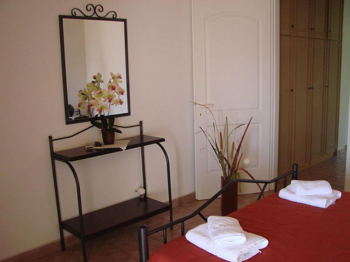 Bedroom 4, Christianna Studios, Ionian Islands