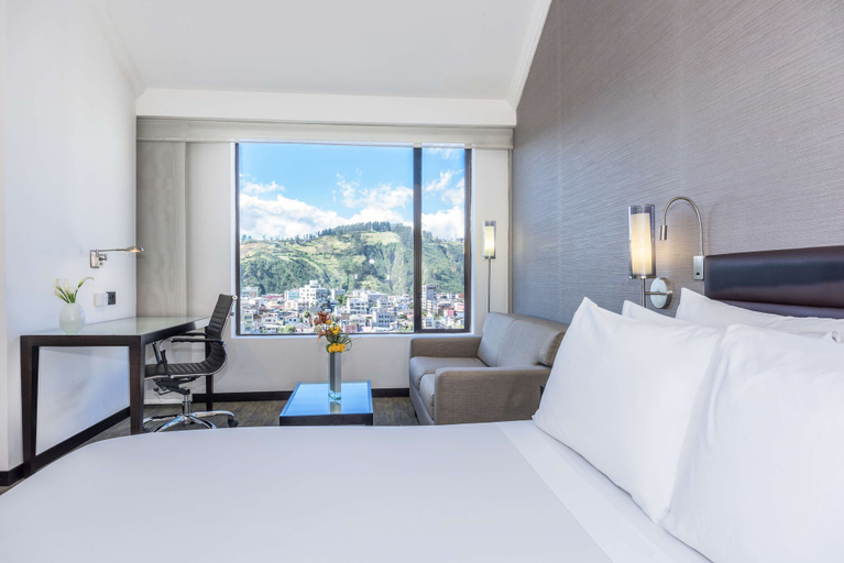 Bedroom 2, NH Collection Quito Royal, Quito