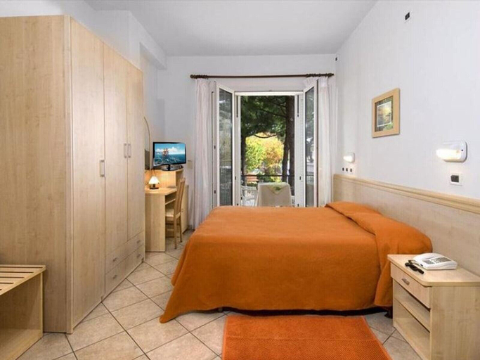 Bedroom 3, Hotel Walter, Forli' - Cesena