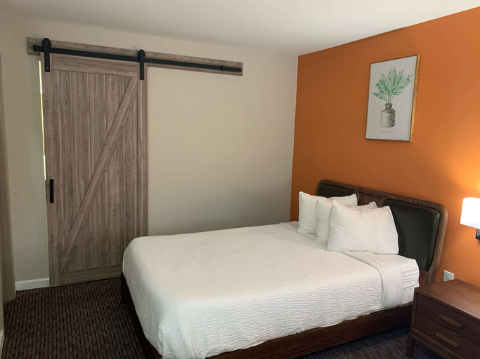 Bedroom 3, Urban Boutique Hotel, BW Signature Collection, Greenville
