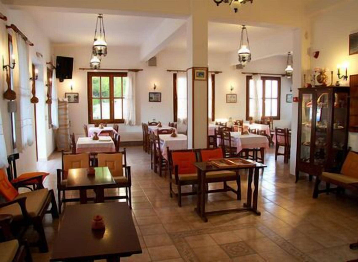 Food & Drinks 5, Artemon, South Aegean