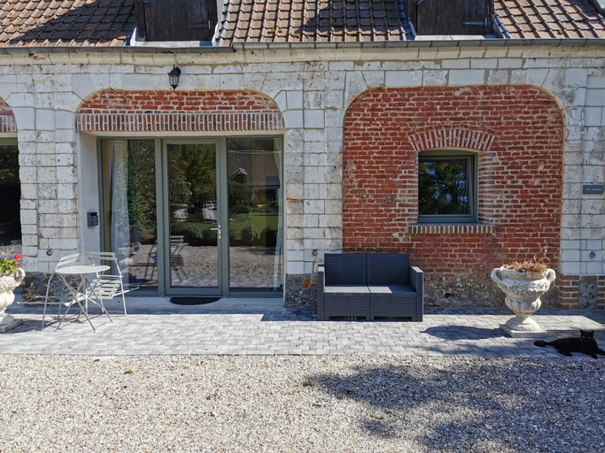 Exterior & Views 2, La Cour d'Hortense, Somme