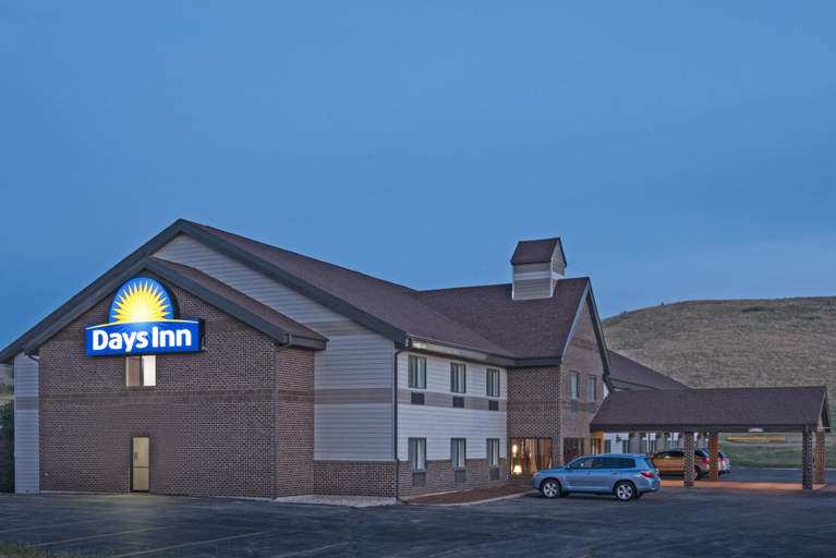 Exterior & Views 2, Days Inn by Wyndham Sturgis, Meade