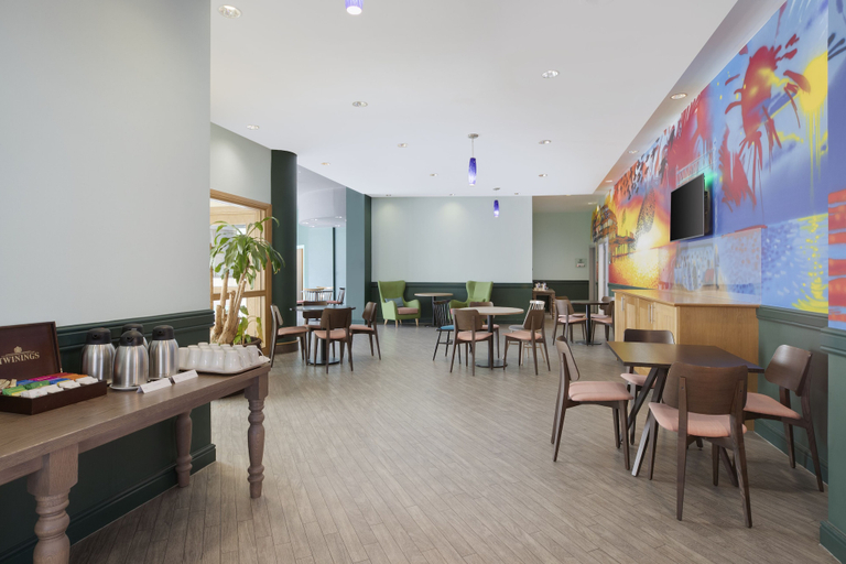 Food & Drinks 5, Leonardo Hotel Brighton, Brighton and Hove
