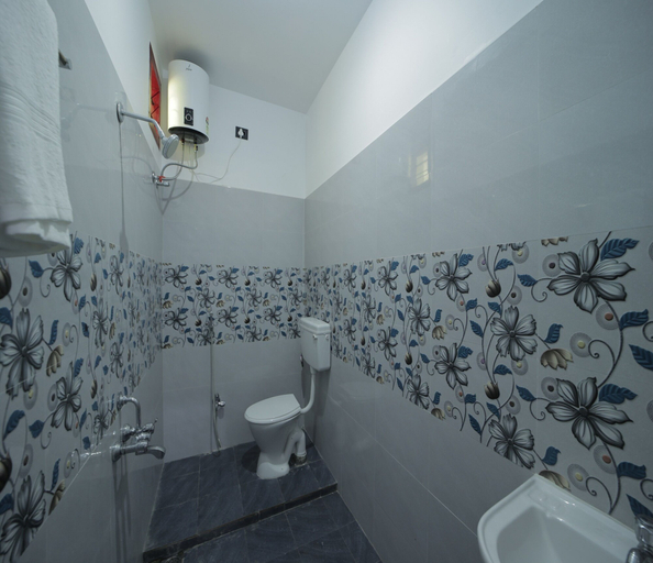 Bathroom, APK Farm House, Gautam Buddha Nagar