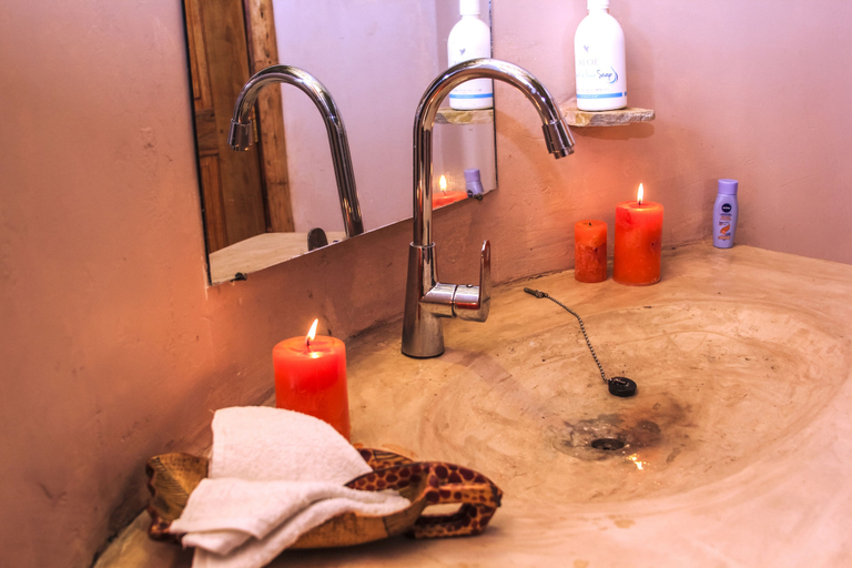 Bathroom, Wildtracks Overland Camp, Busongora
