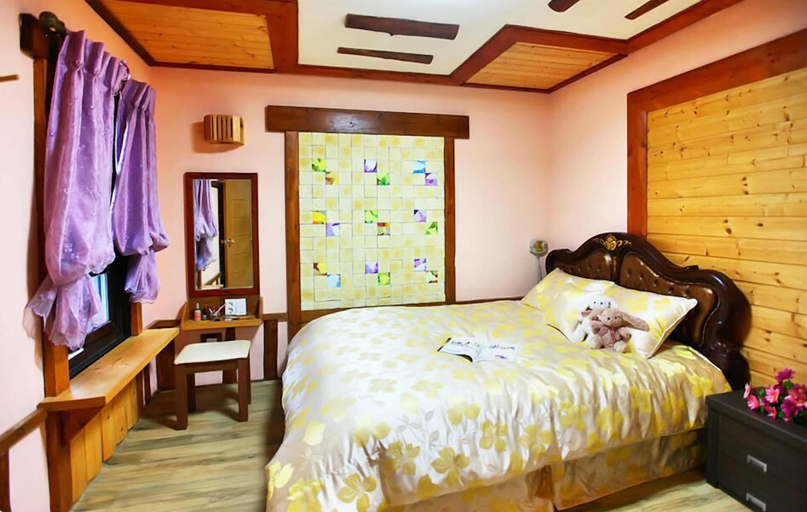 Bedroom 2, Camp Star Pension, Jeongseon