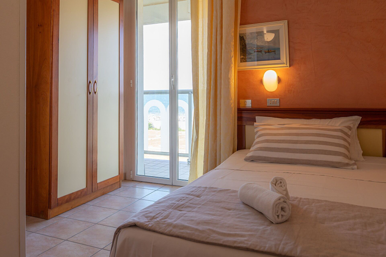 Bedroom 3, Adria, Ravenna