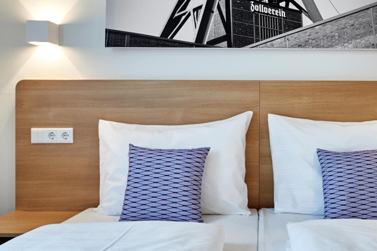 Bedroom 3, McDreams Hotel Essen-City, Essen