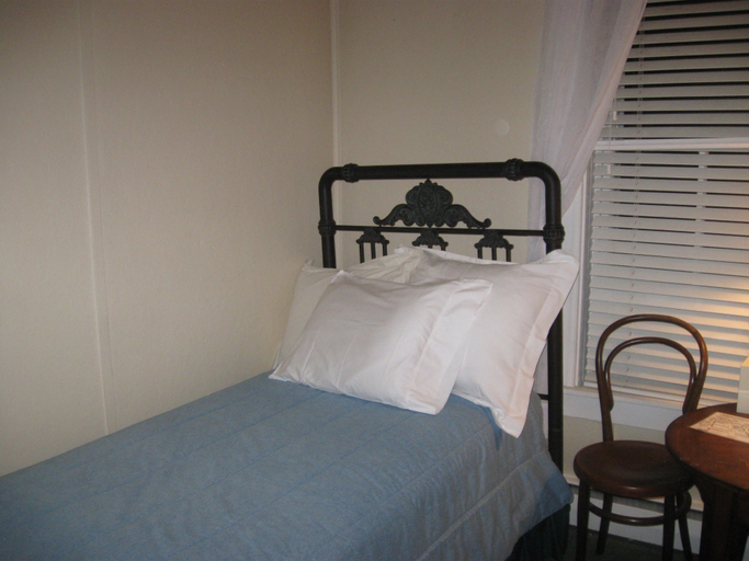 Bedroom 2, The Forest Queen Hotel, Gunnison