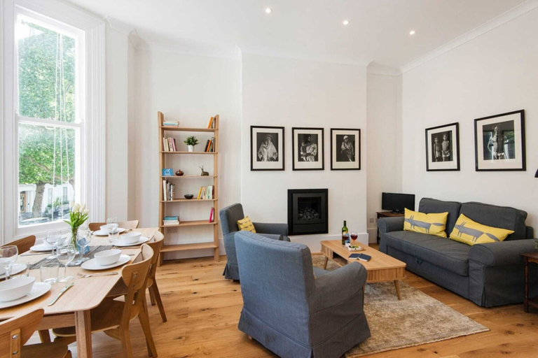 Others 4, The Stunning Philbeach Garden Apartment, London