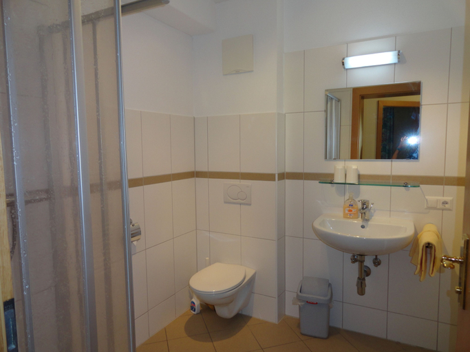 Bathroom 3, Haus Patricia, Zell am See