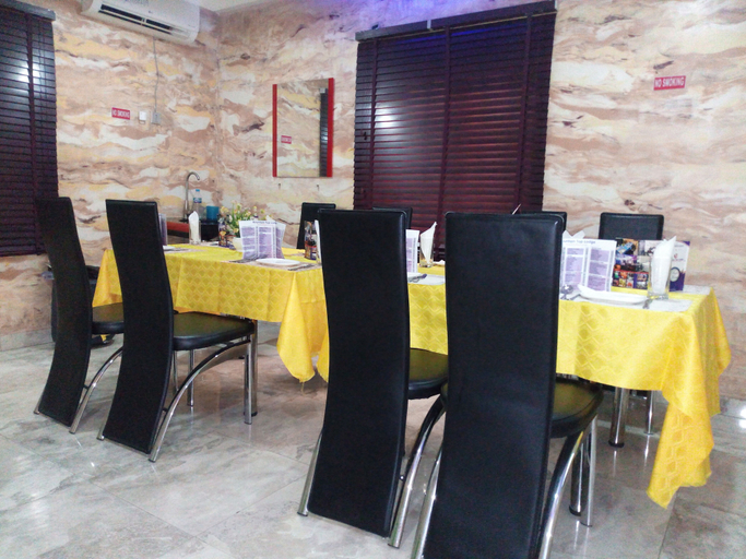 Food & Drinks 4, Mountain Top Lodge, Ikeja