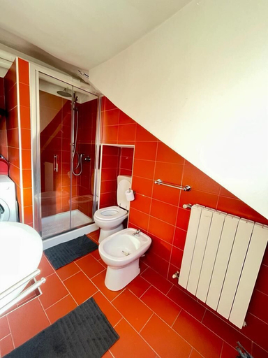 Bathroom 4, Casa Breton, Torino