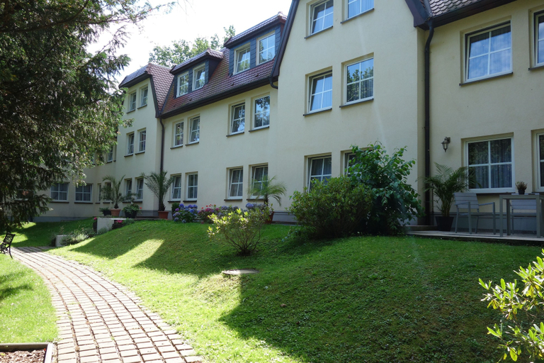 Exterior & Views 2, Parkhotel Diani, Leipzig