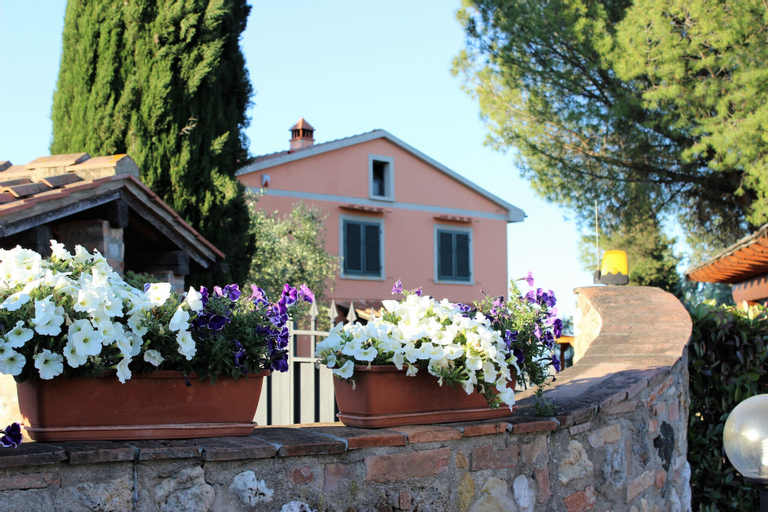 Villa Gambassi near San Gimignano, Florence
