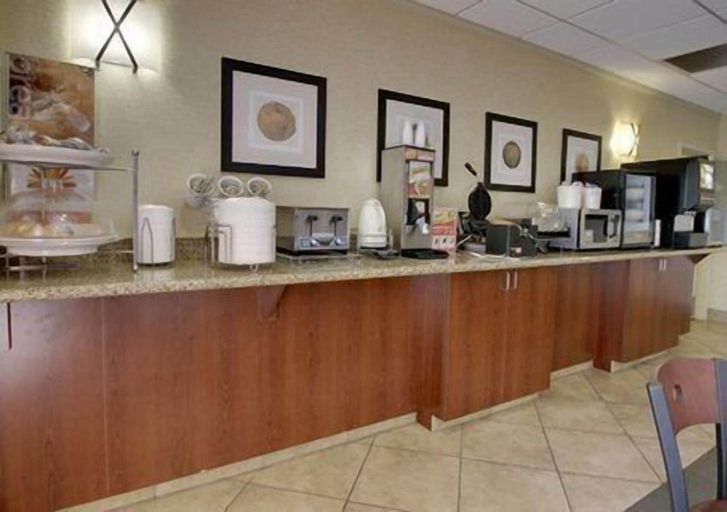 Food & Drinks 5, Sleep Inn & Suites Milwaukee Airport, Milwaukee