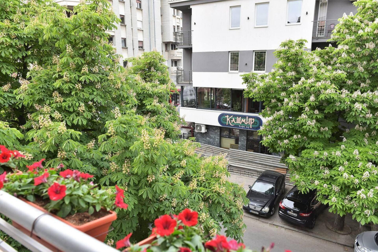 Others 4, Unique Apartment Leninova