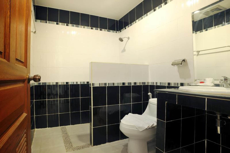 Bathroom 4, Mammoth Resort, Muang Khon Kaen