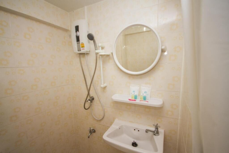 Bathroom 3, Jang Sripoom House, Muang Chiang Mai