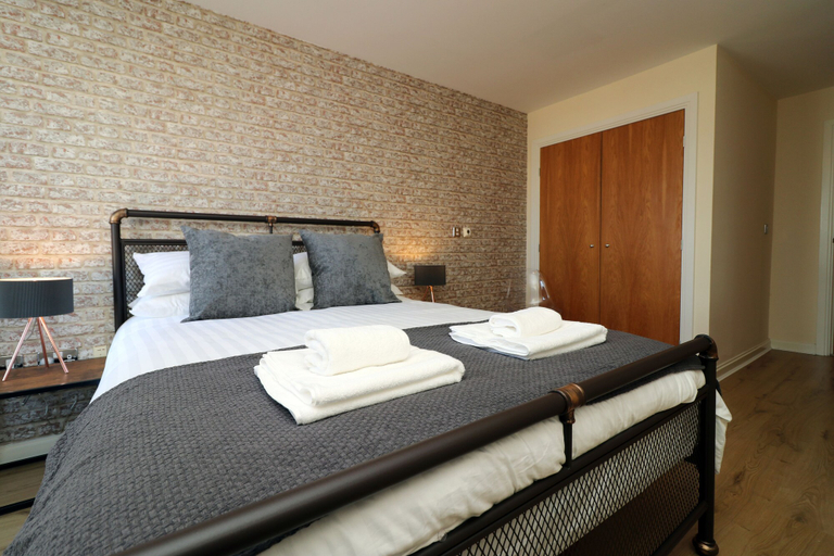 Bedroom 2, Stay Central Century Wharf, Cardiff