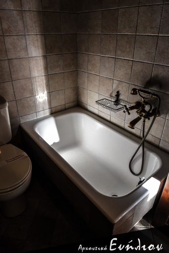 Bathroom 3, Archontiko Evilion, Thessaly