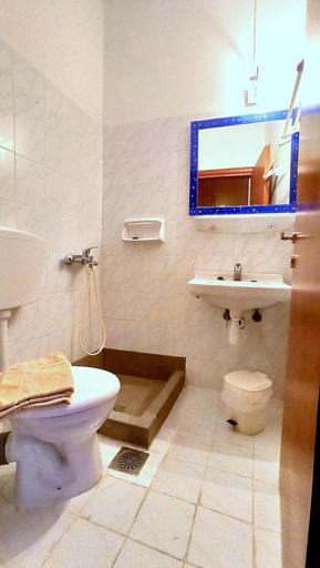 Bathroom, Denise Hotel, Thessaly
