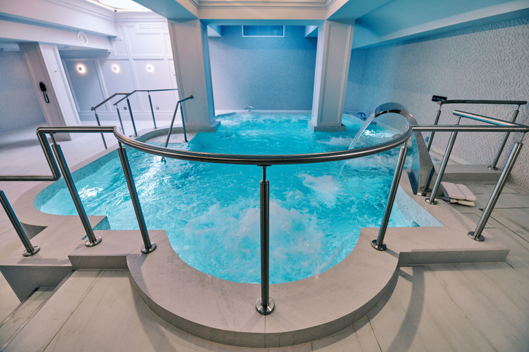 Sport & Beauty 3, Bedford Swan, Bedfordshire