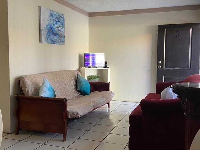 Public Area, Departamento Bahia, Ensenada