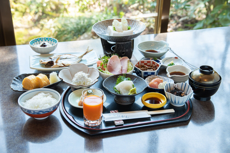 Food & Drinks 5, Gorakan, Hakone