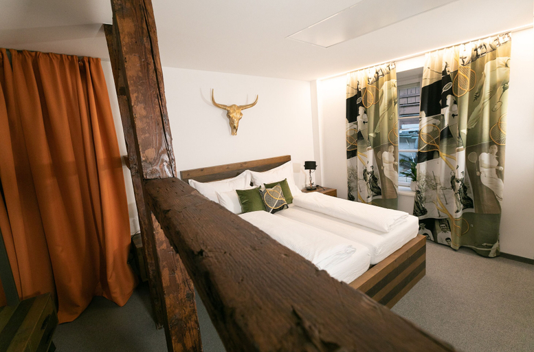 Bedroom 3, Sporthotel Igls, Innsbruck