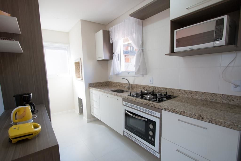 Others 4, Residencial Onze-1, Gramado