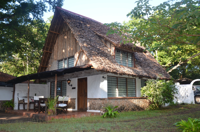 Exterior & Views 1, Diani house, Msambweni