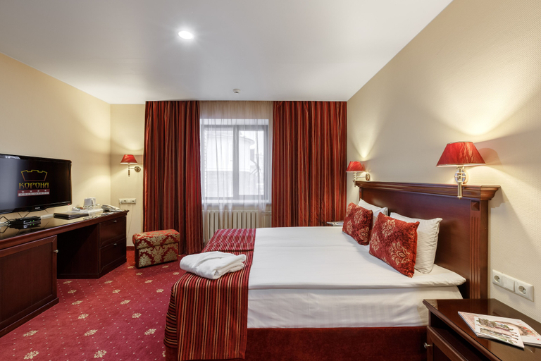 Bedroom 2, Club Hotel Korona, Laishevskiy rayon