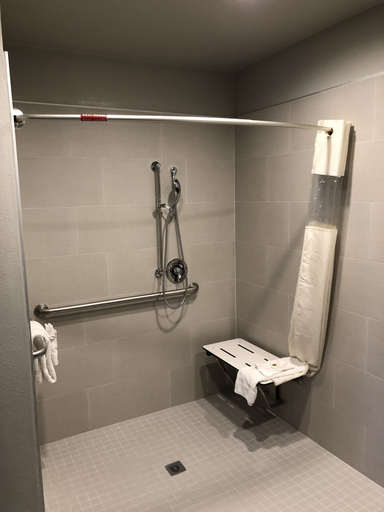 Bathroom 3, Alamo Inn & Suites, Orange
